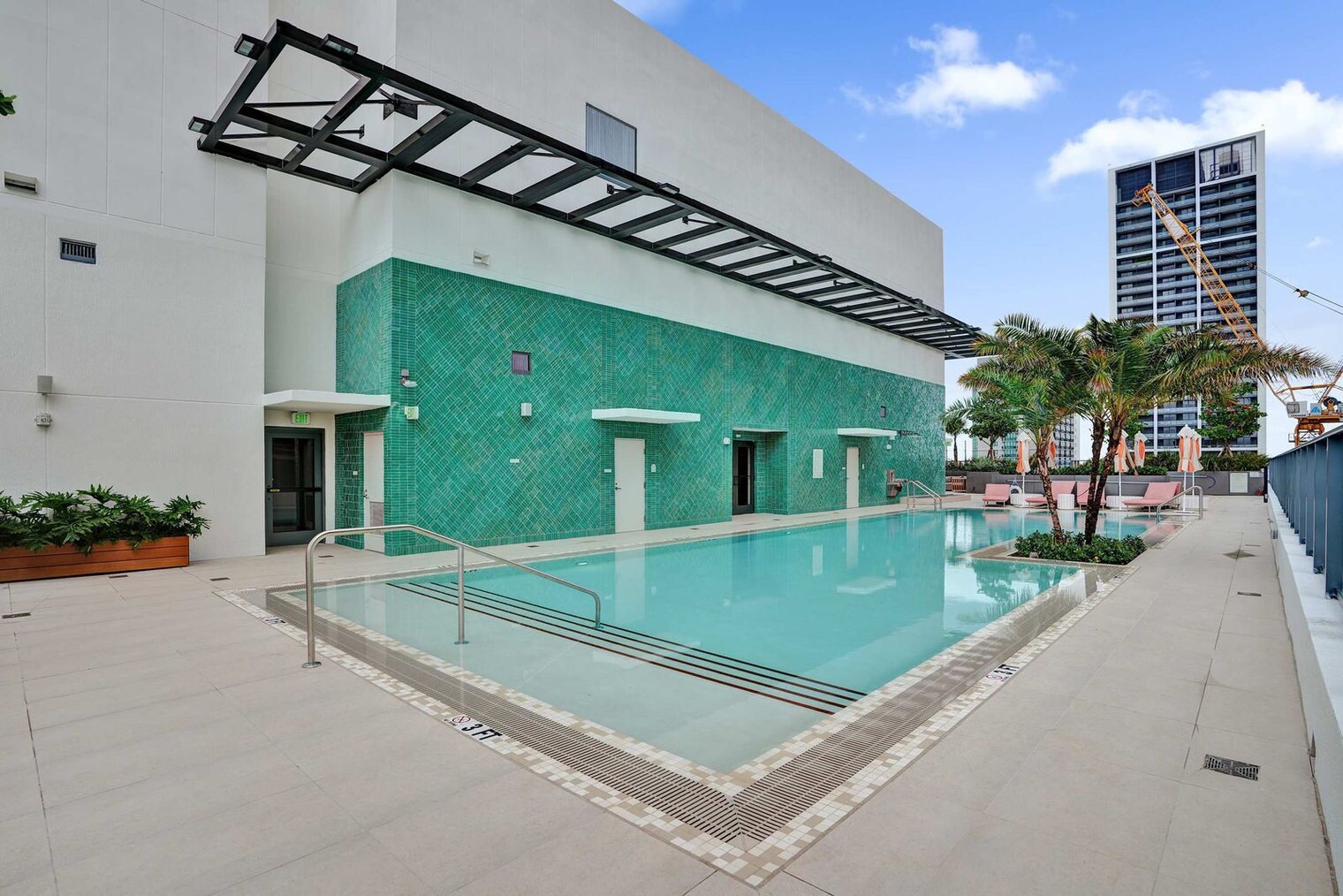 Building Photo - 11 NE 6th St