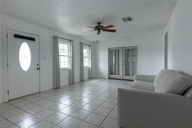 Building Photo - 809 Florida Pkwy