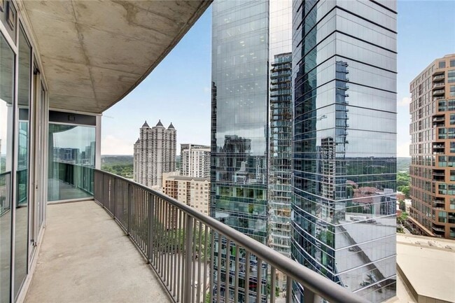 Building Photo - 1080 Peachtree St NE