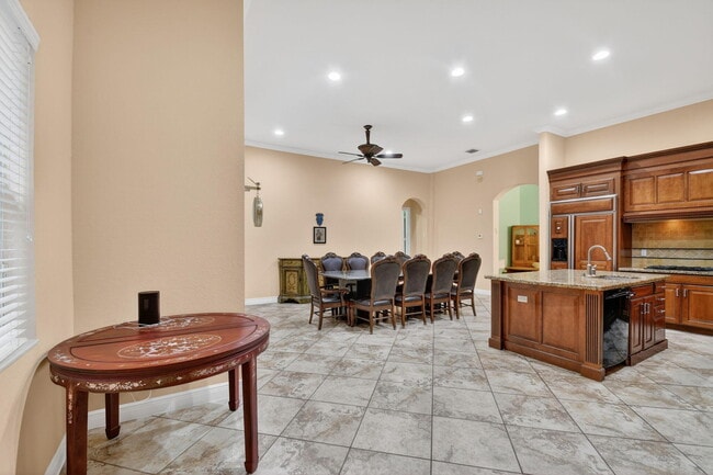 Building Photo - 10247 Isle Wynd Ct