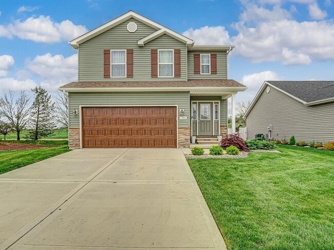 Primary Photo - 1398 Orchard Lakes Cir