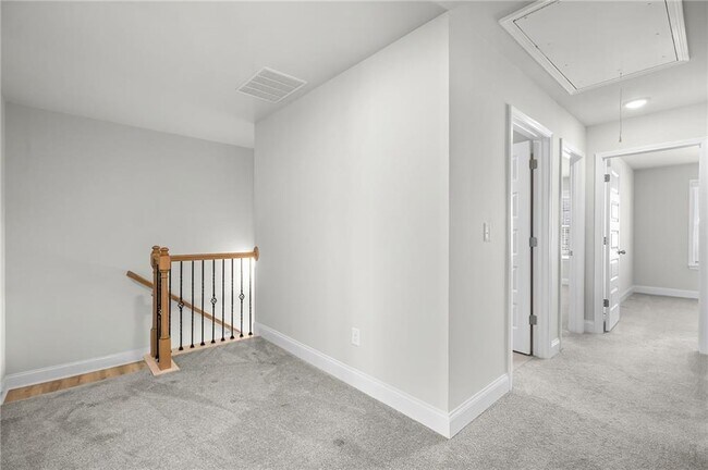 Building Photo - 3006 Chene Pl