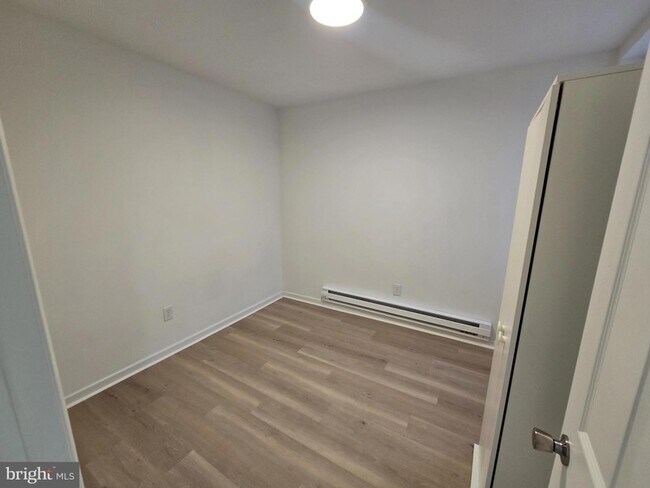 Building Photo - 1523 N 30th St