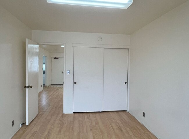 Building Photo - 1512 Halekula Way