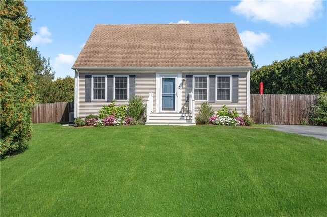 Primary Photo - 17 Harvest Rd