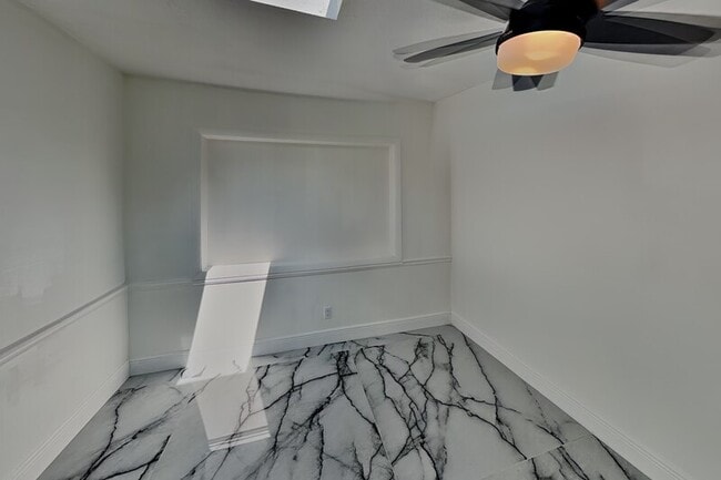 Building Photo - 8212 Citrus Chase Dr
