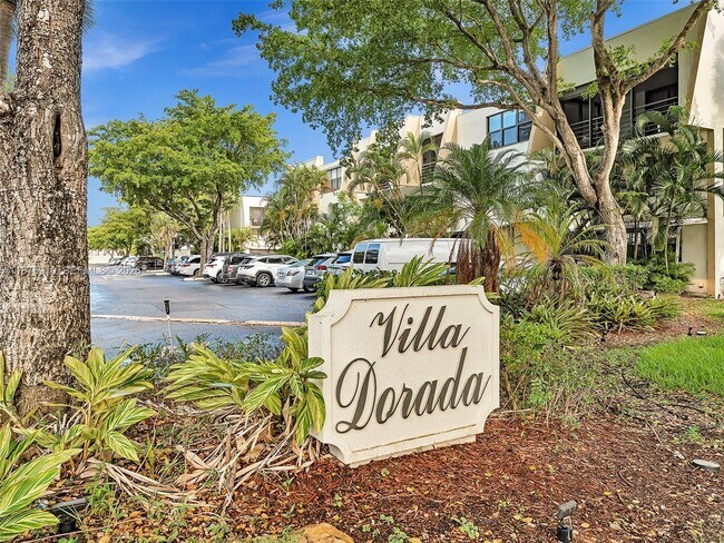 Building Photo - 20401 NE 30th Ave