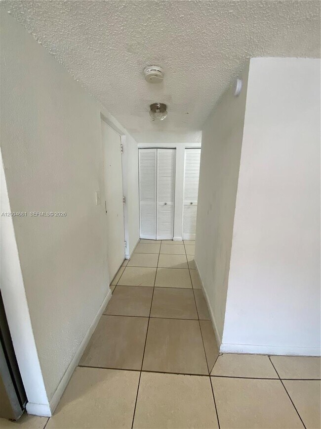 Building Photo - 17600 NW 68th Ave