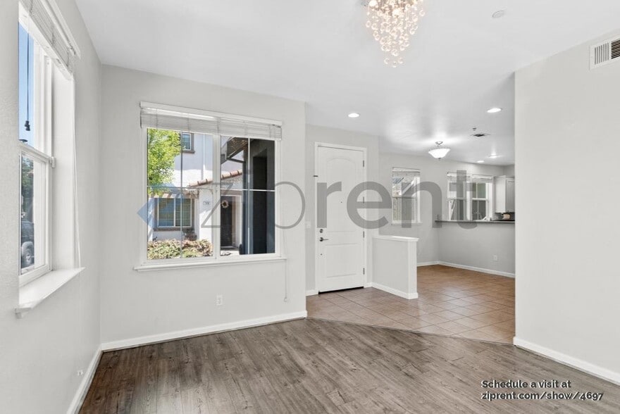 Building Photo - 168 Caroline Ln