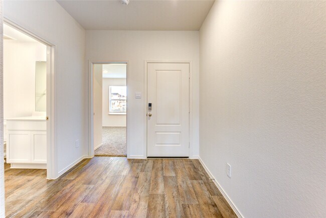 Building Photo - 30507 Carter Cv