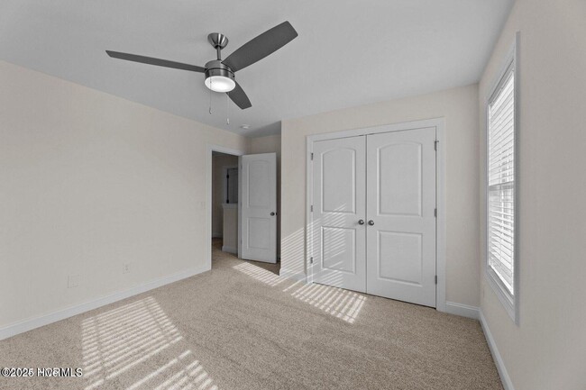 Building Photo - 4504 Laurel Rdg Dr