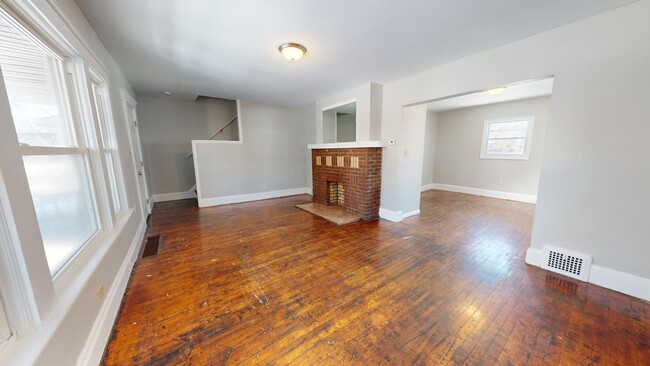 Building Photo - LEASE TO OWN your home! - 3 Bed / 1 Bath i...