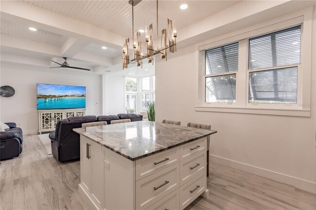 Building Photo - 6042 W Peppertree Way