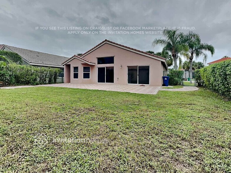 Building Photo - 5459 NW 120th Ave