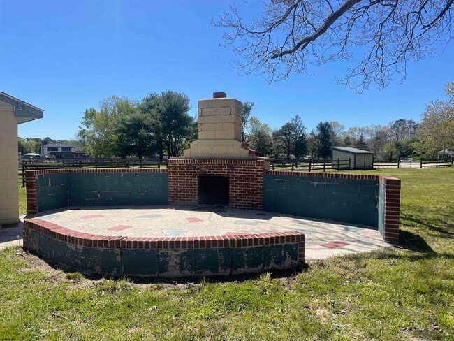 Building Photo - 202 Jefferson Ave