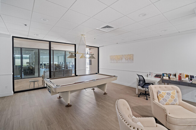 Building Photo - 5380 N Ocean Dr