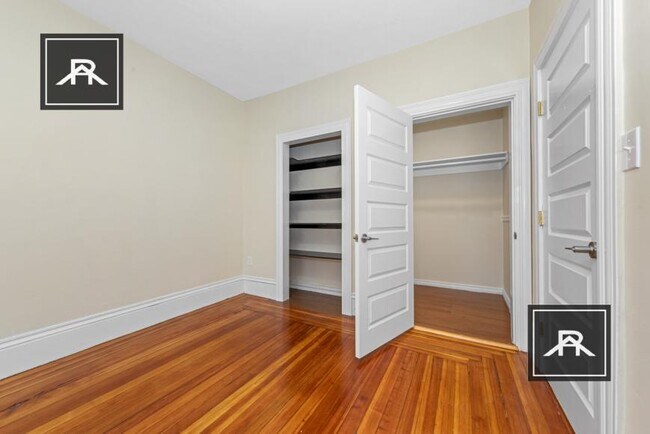 Building Photo - 3 bedroom in Brighton MA 02135