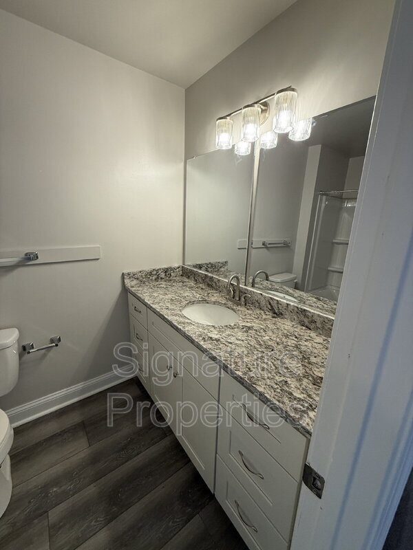 Building Photo - 508 Mulligan Dr