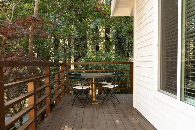 Building Photo - 101 Endlich Dr