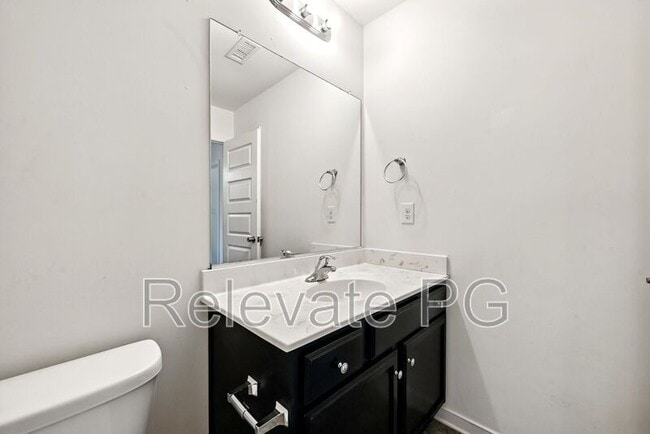 Building Photo - 4028 Rivermere Ln