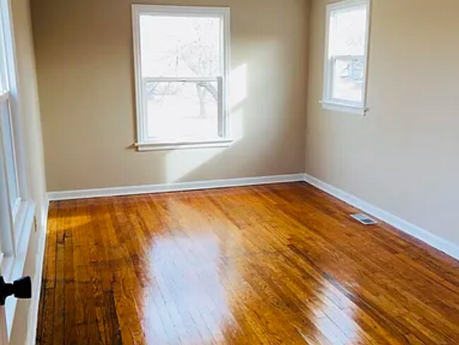 Building Photo - 1837 S Elizabeth St