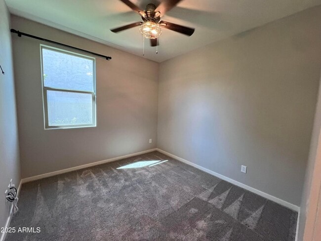 Building Photo - 9722 E Tungsten Dr