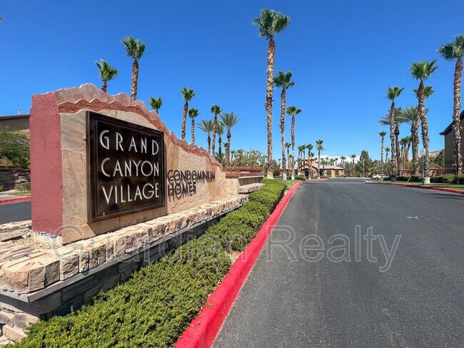 Building Photo - 8250 N Grand Canyon Dr