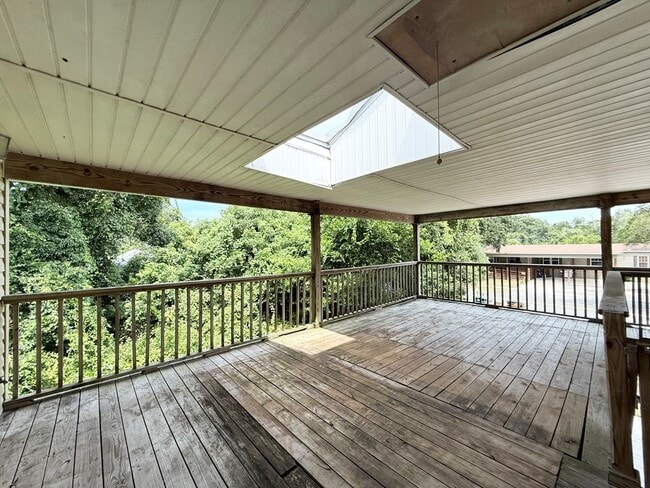 Building Photo - 405 Tallahassee St