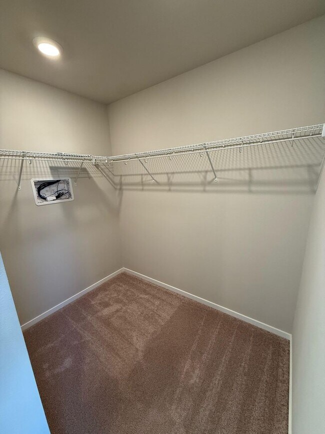 Building Photo - The Birkdale – 3 Bed / 3 Bath | 1,760 sq. ...