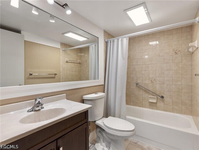 Building Photo - 9540 Green Cypress Ln