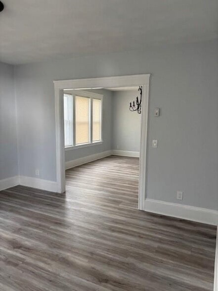 Building Photo - 67 Littlefield St