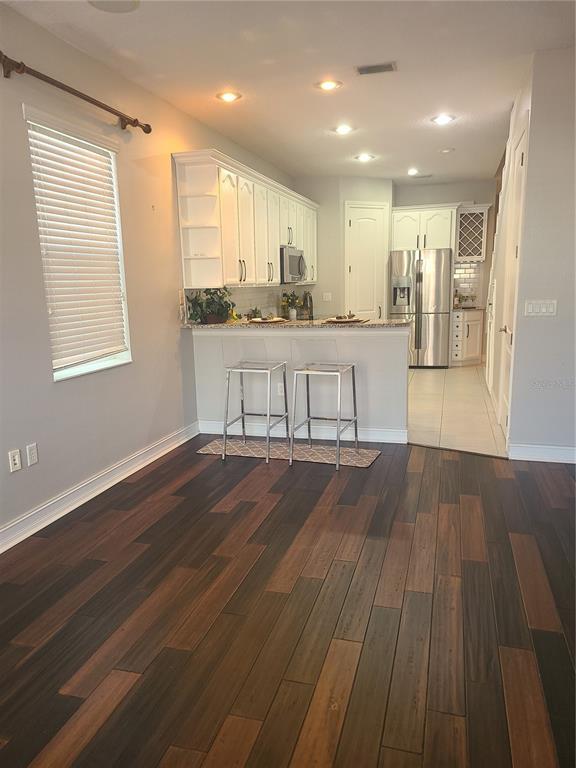 Building Photo - 10432 La Mirage Ct