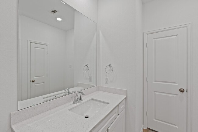 Building Photo - 4131 Balboa Dr