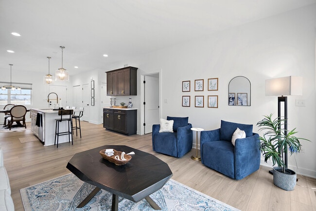 Building Photo - 2031 Isabella Ln