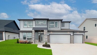 Building Photo - Modern Home in East Edmond + 4 bed + 3.5 bath + 3 Car Garage