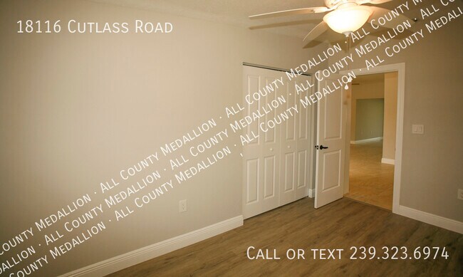 Building Photo - Fort Myers Beach Sailboat Access Home in t...