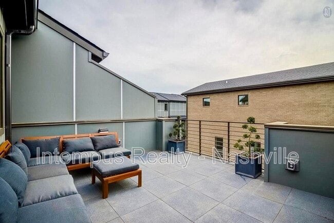 Building Photo - 821 Melpark Ct