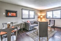 Building Photo - 3115 Marcy St