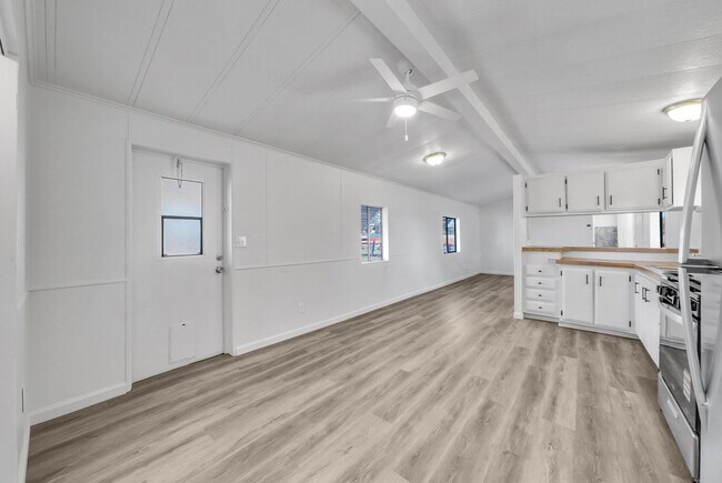 Building Photo - 22450 Norris Ln