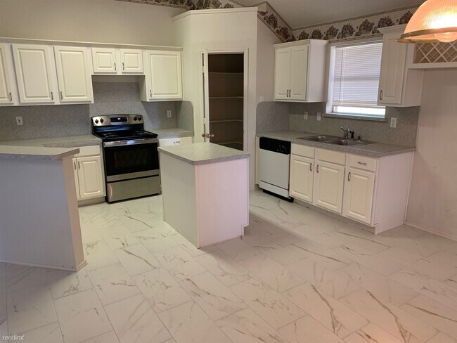 Building Photo - 3 br, 2 bath House - 1142 Robin Circle