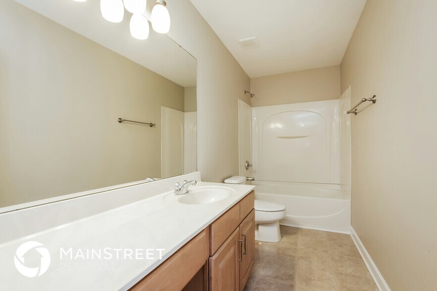 Building Photo - 4220 High Shoals Dr