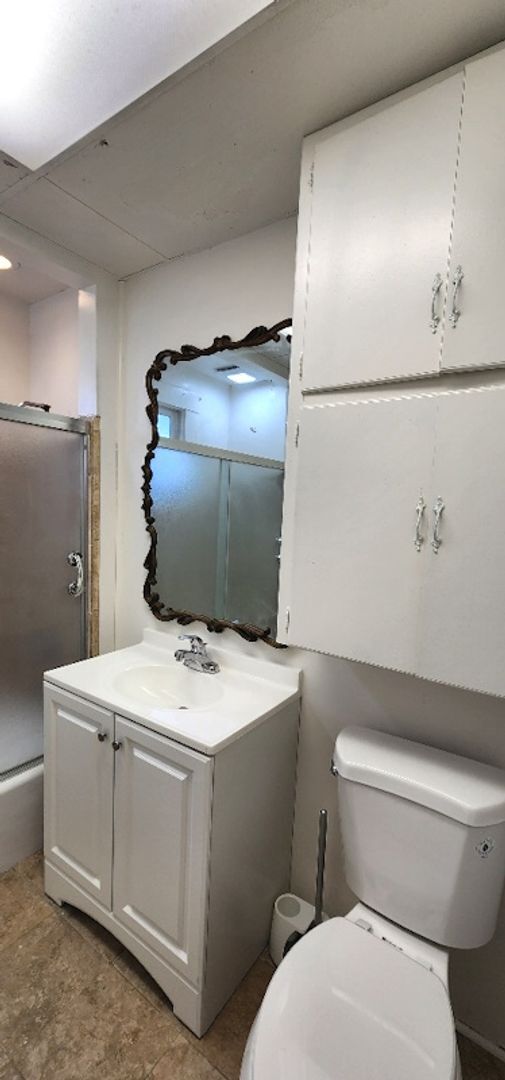 Building Photo - Large Sunny 4 Bedroom 3 Bath Country Style Home in Vallejo!