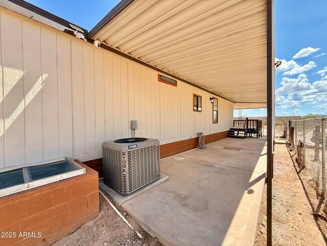Building Photo - 29008 N 179th Ave