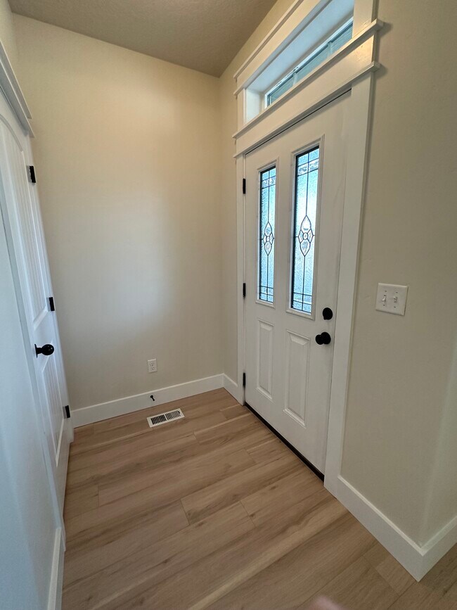 Building Photo - 7700 N Abe Ln