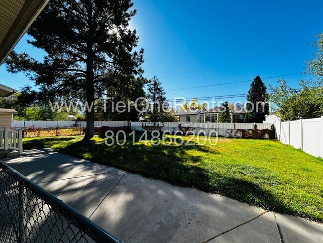 Building Photo - This property offers a NO DEPOSIT option a...