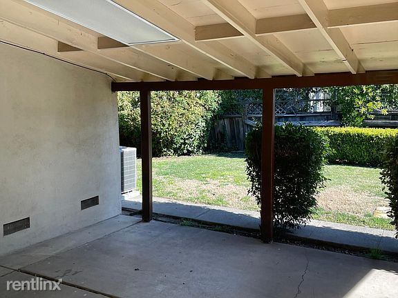 Building Photo - 3 br, 2 bath House - 561 Azalea Way
