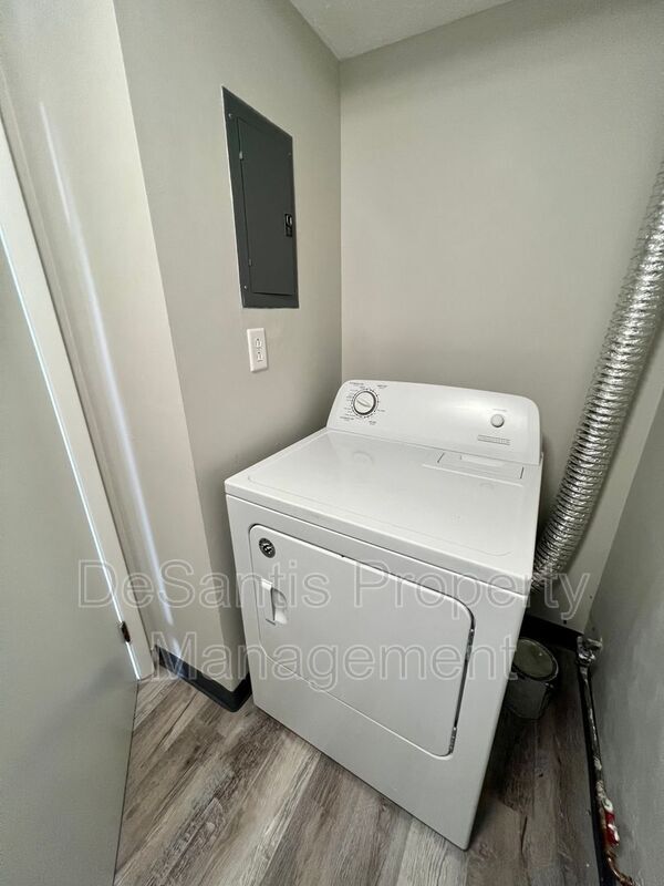 Building Photo - 8109 Revere Pl