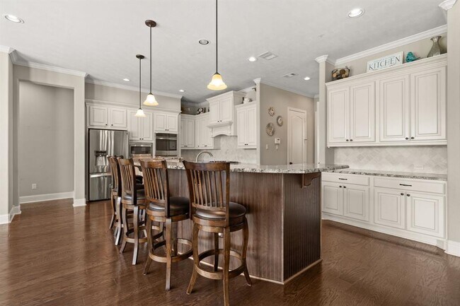 Building Photo - 16916 W Caramel Apple Trail