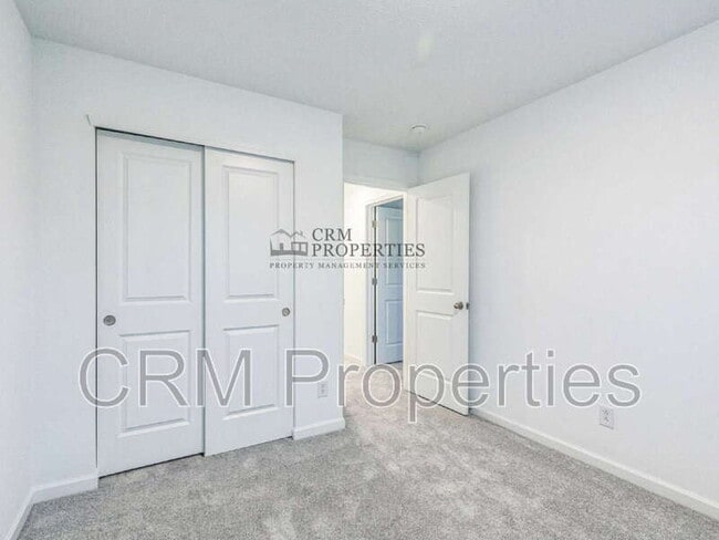 Building Photo - 3449 Briarwick Dr