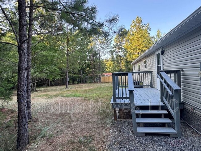 Building Photo - 321 Horseshoe Falls Rd
